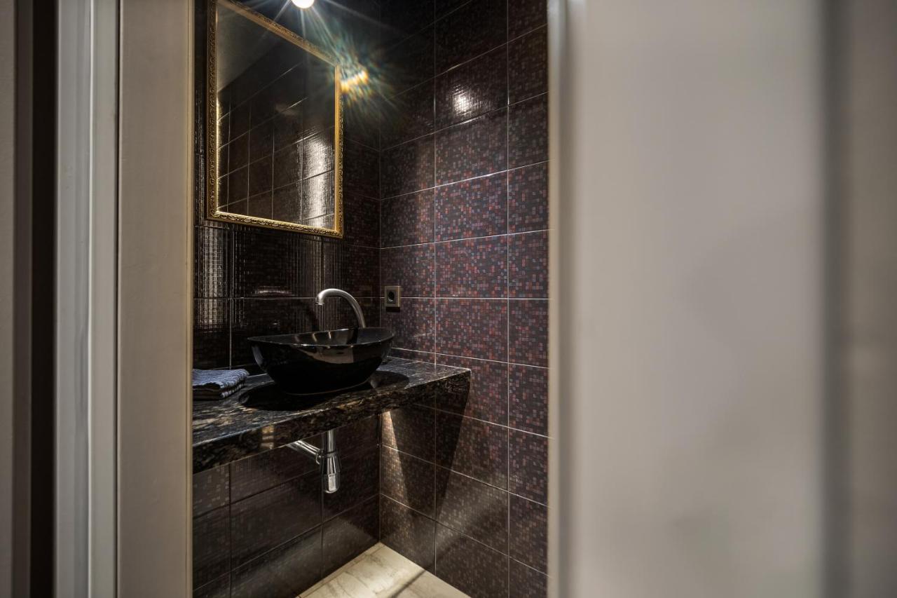 Secret Lounge - Cozy Studio with Sauna&Jacuzzi VNO Esterno foto